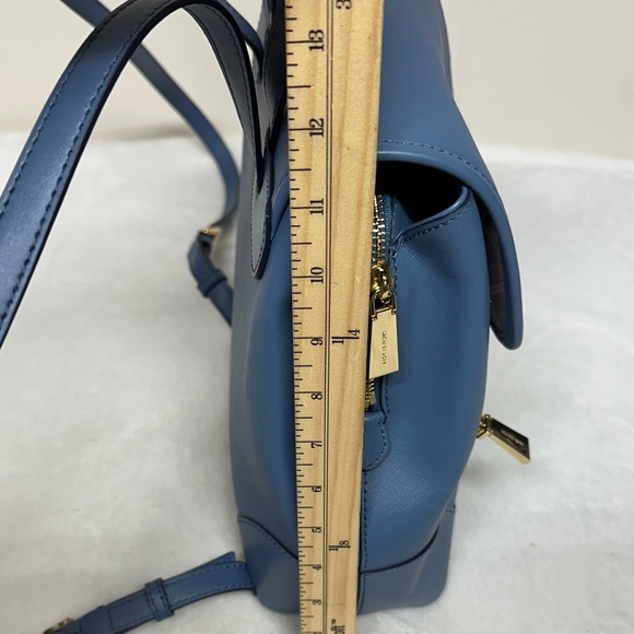 Michael Michael Kors
NEW HARRISON MEDIUM SAFFIANO LEATHER BACKPACK MSRP 358 - Picture 6 of 16